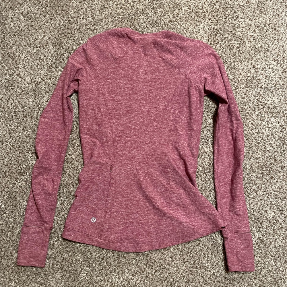 Lululemon top. Size 4.